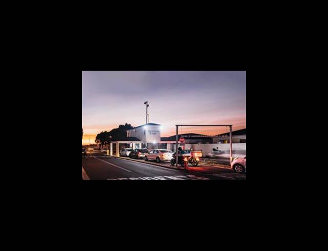 2 BEDROOM TOWNHOUSE FOR SALE IN HIGHBURY